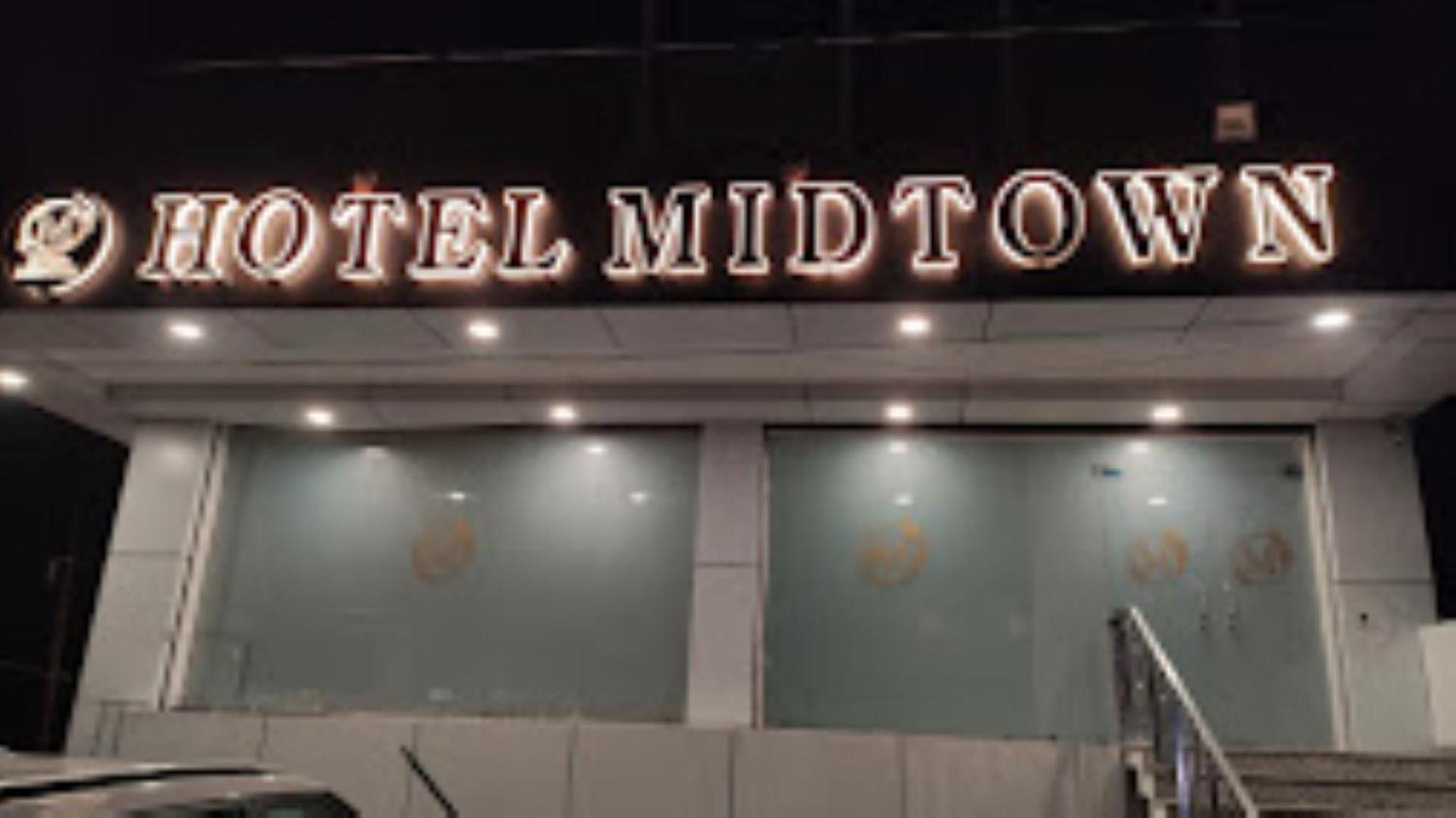 Hotel Midtown , Bareilly Dış mekan fotoğraf